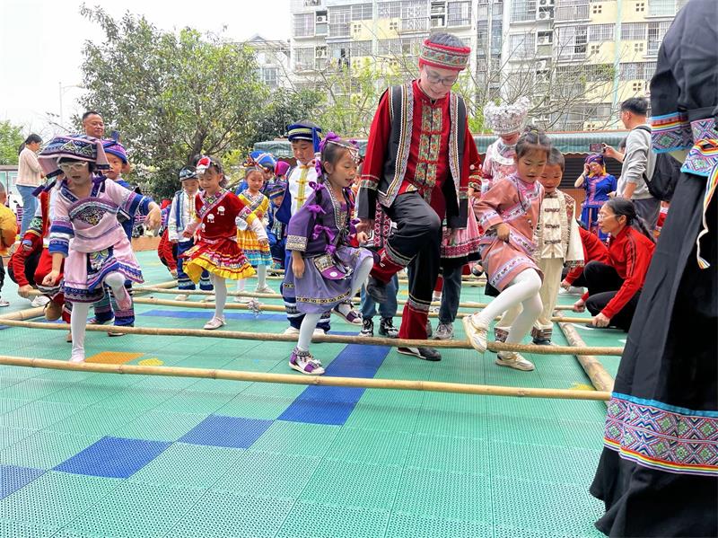 图十五.jpg