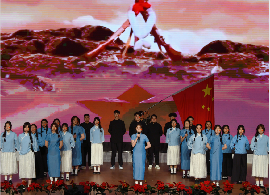 1712813063305073.png 二等奖2022计算机平面设计2班《祖国请点名》指导教师任邵阳.png