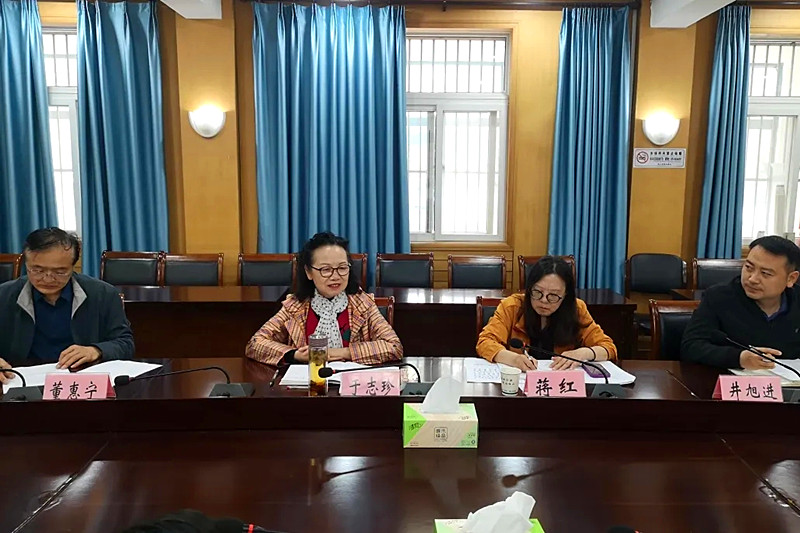 1713657723957618.jpg 江苏省南京市雨花台区关工委赴梅山街道调研指导老少同台节目展演(2).jpg