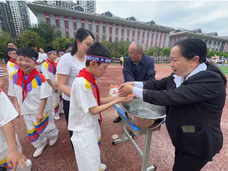 19小6.png