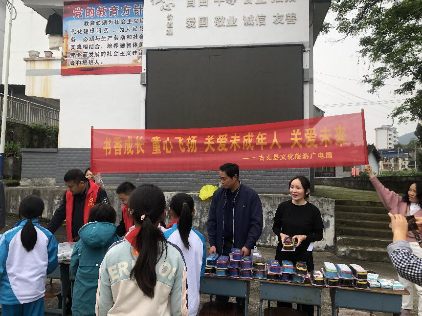 1714092415714728.png 图片3.png