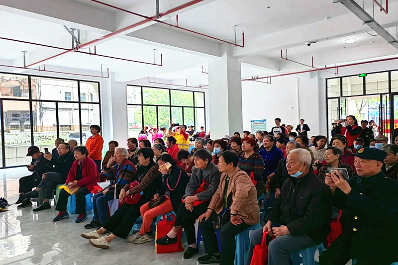 江苏省南京市玄武区新街口街道大石桥社区关工委开展“劳动创造美好生活”主题活动(3).jpg