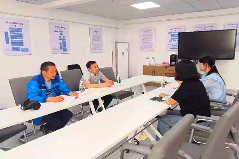 1715877443139680.jpg 玄武湖街道关工委领导深入社区调研关心下一代工作(1).jpg