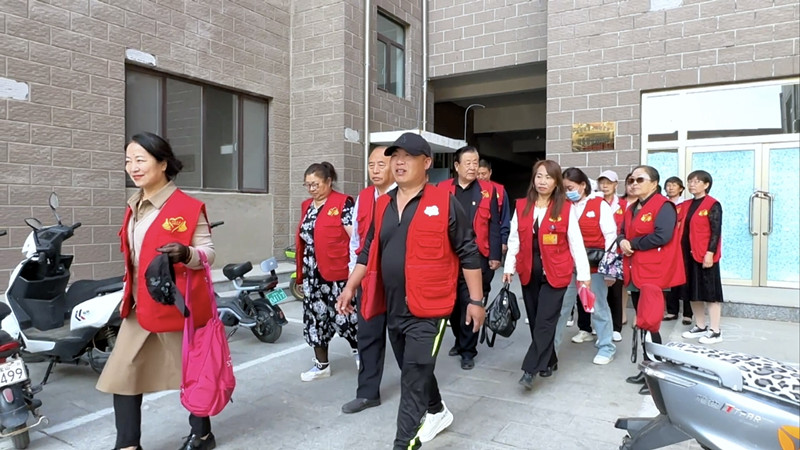 1716168569438805.jpg 元宝山区平庄城区街道星海社区关工委助残日活动照片8jpg_副本.jpg
