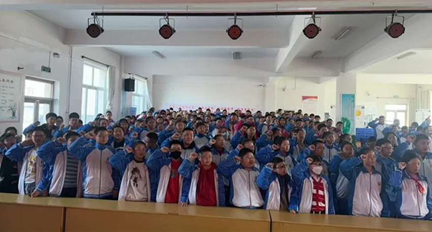 1716171913117800.jpg 元宝山区向阳小学法制教育活动照片4_副本.jpg
