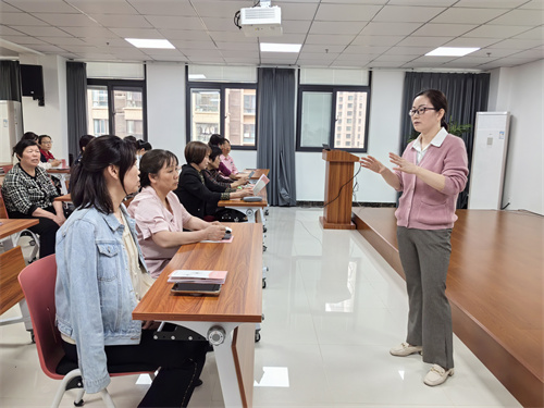 1716190097738423.jpg 合肥市包河区烟墩街道清水冲社区关工委:“关爱女性健康 守护幸福家庭”健康知识讲座 (1).jpg