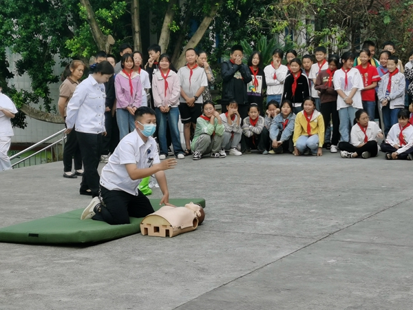 讲解现场.jpg