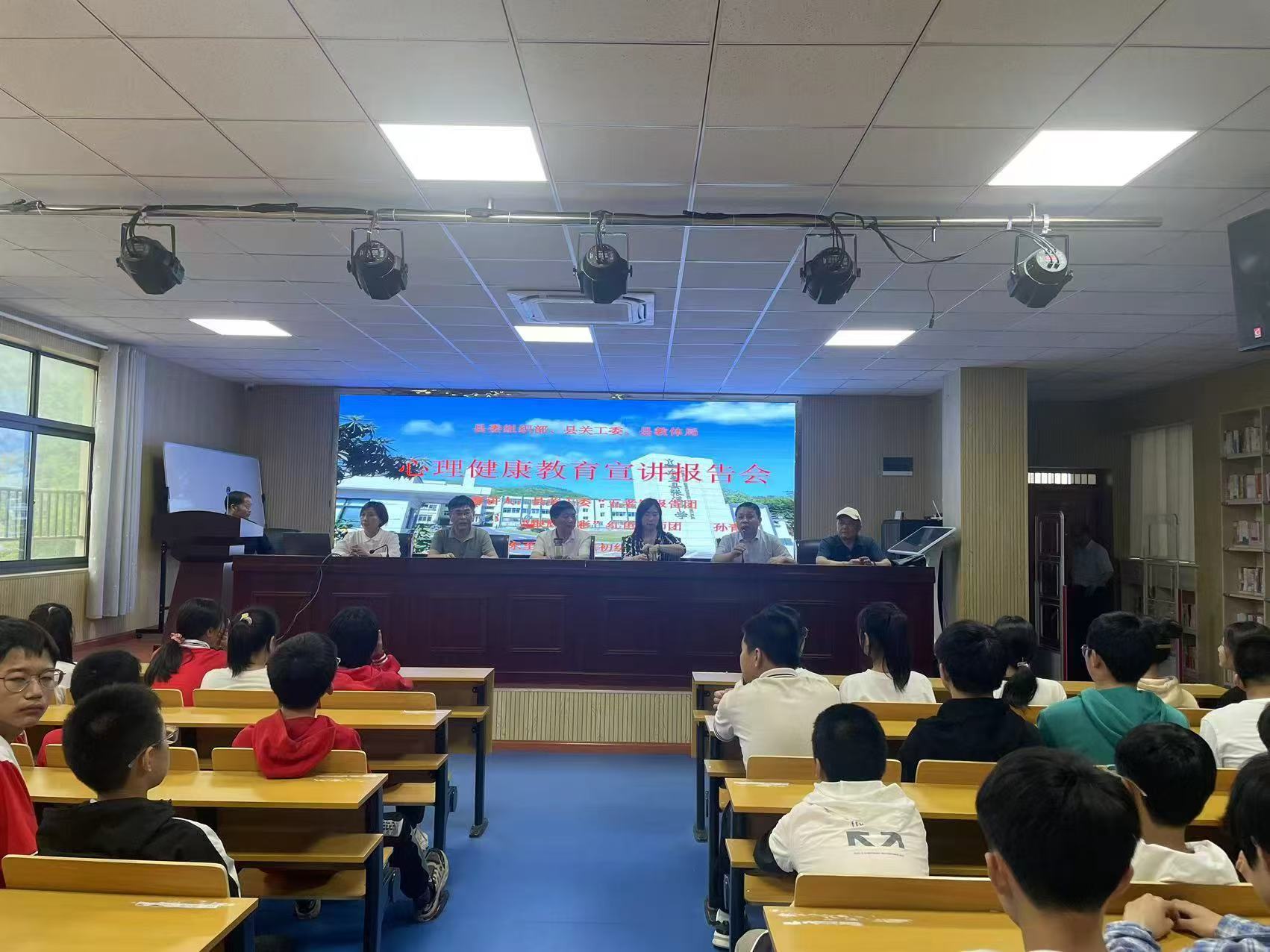 1716515734719383.jpg 张溪中学.jpg