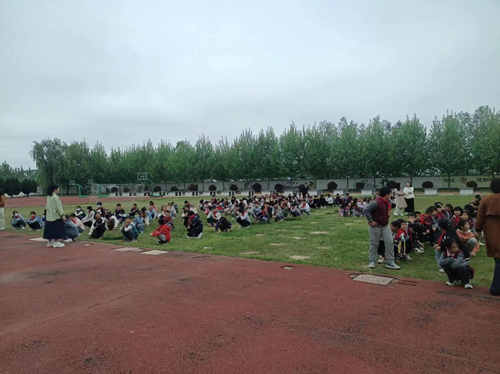 1716880844456829.jpg 新东小学消防疏散演练图片 (3)_看图王.jpg