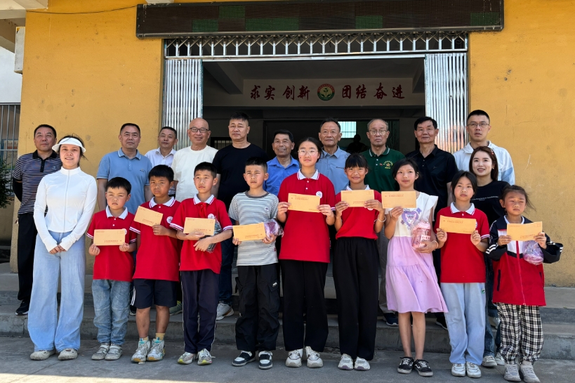 开展一次关爱困难帮扶活动2.png