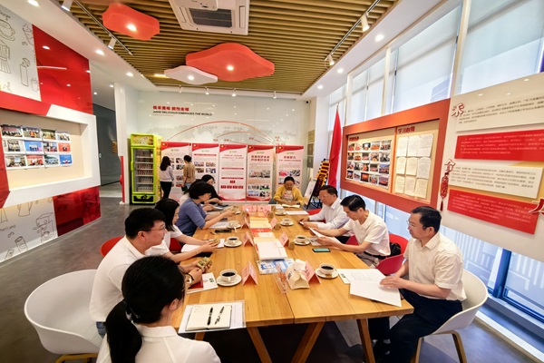 走访太湖非公2--.jpg
