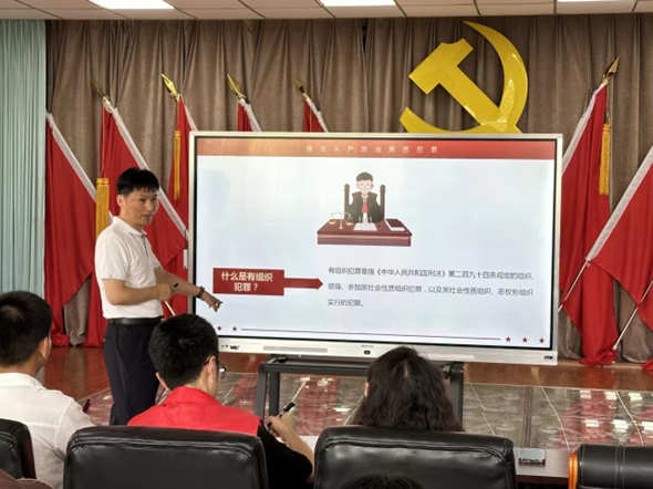 1722300887953388.png df4c75610f76aeb49517996781c42fe.png