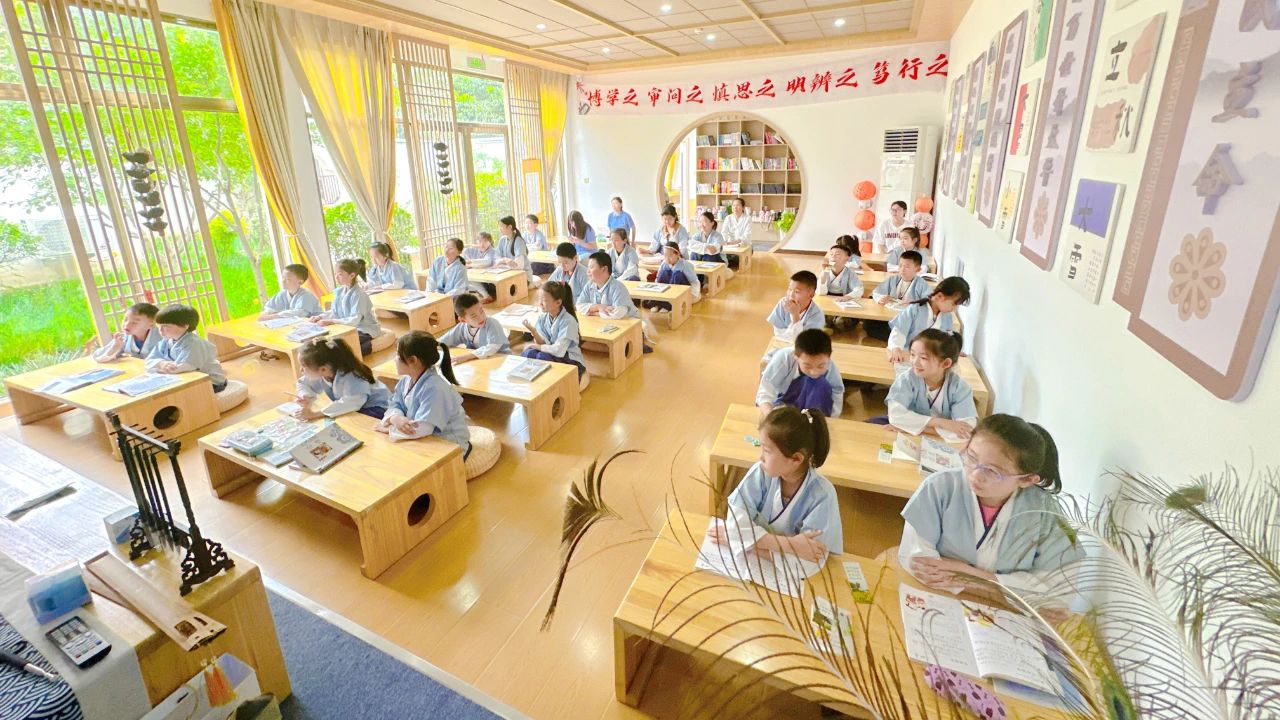 1722480366290822.jpg 经典诵读.jpg
