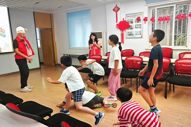 1722993593106524.jpg 江苏省南京市玄武区紫鑫城社区关工委组织开展青少年趣味运动会(2).jpg