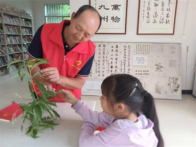 1723868535572182.jpg 托管课堂.jpg