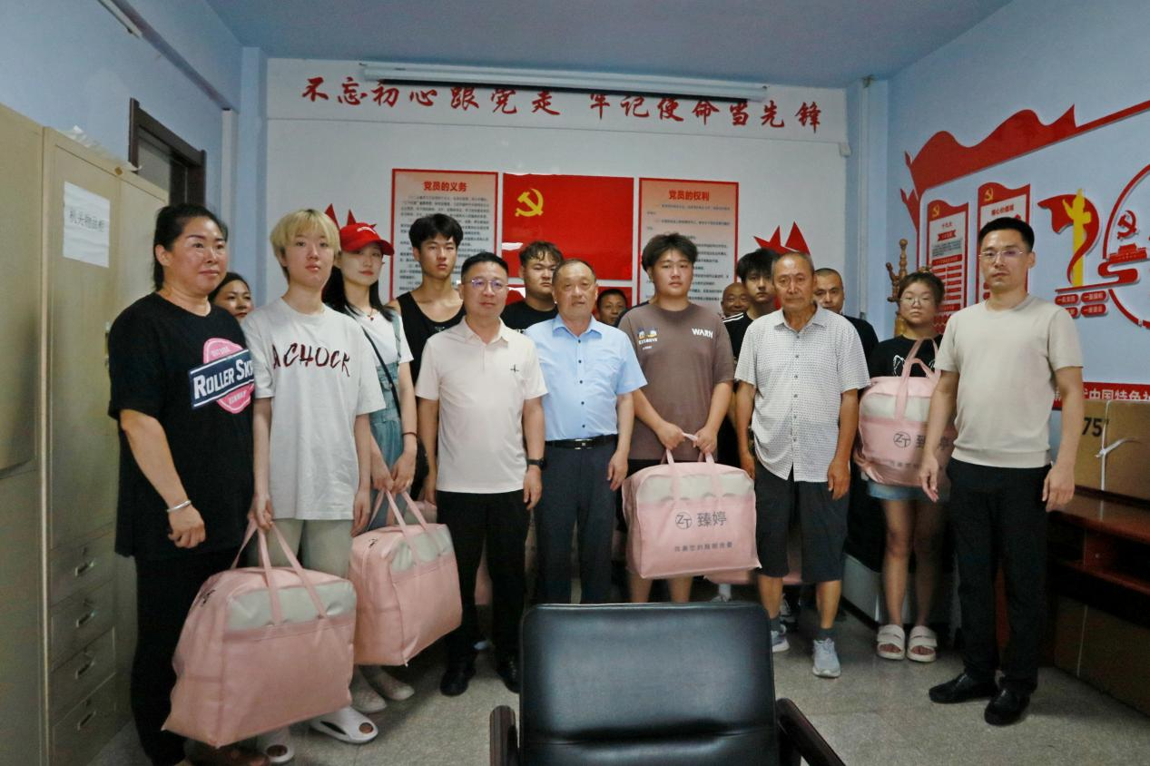1724363032608634.png 图片2.png