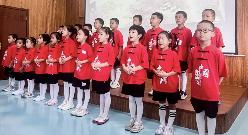 1724815337763106.jpg 国学诵读展演1.jpg