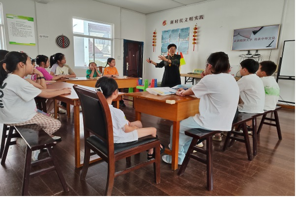 1724897372497434.png 震泽镇龙降桥村假日学校为孩子“托”起多彩夏日3.png