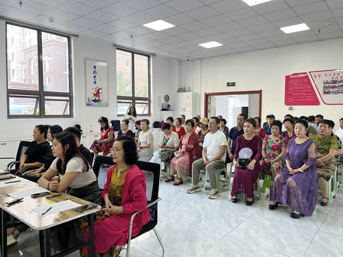 1725497487451156.jpg 前进办好声音比赛2_副本.jpg