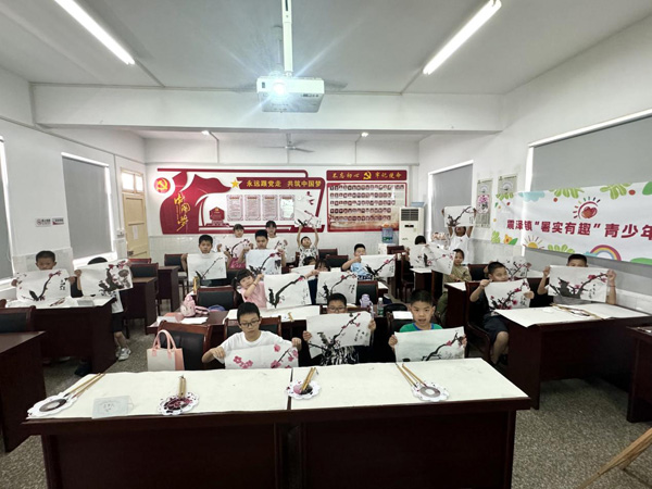 1725502617314386.png 震泽镇镇南社区“五老”课堂 精彩尽在假日学校3.png