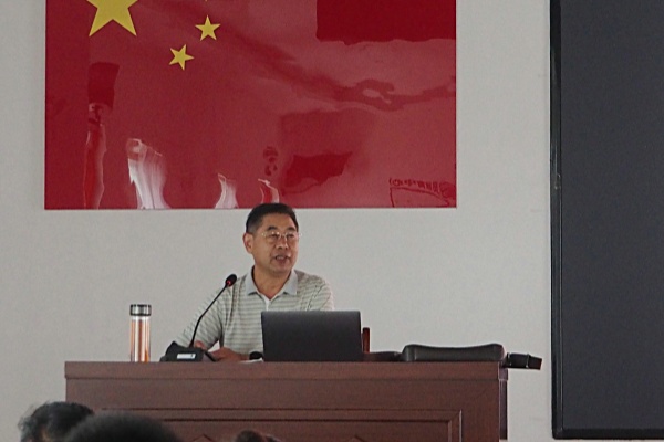 彭广德同志宣讲_副本.jpg