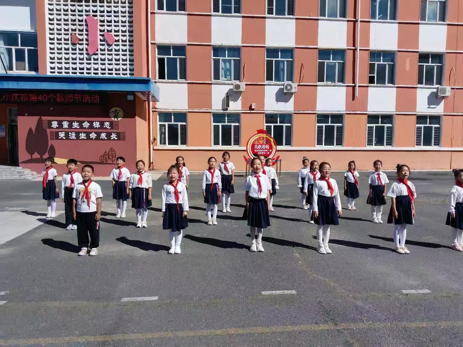 1726191633567641.jpg 齐唱歌曲.jpg