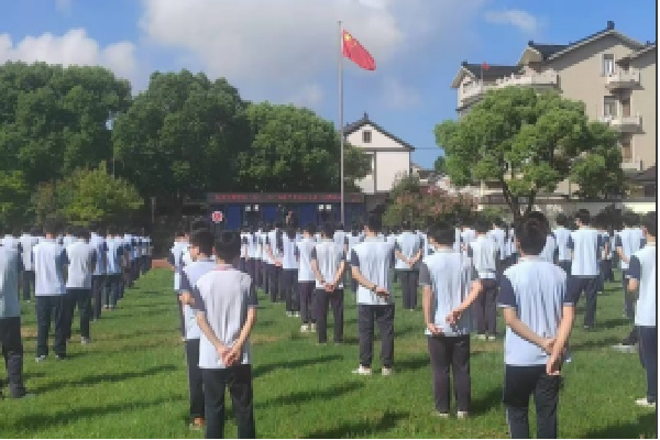 1726639638555084.png 七都江村实验学校关工委开展“勿忘国耻 少年当自强”.png
