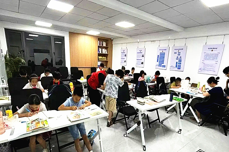 江苏省南京市玄武区仙居雅苑社区关工委做实“xin苑+”党建品牌服务青少年(4).jpg