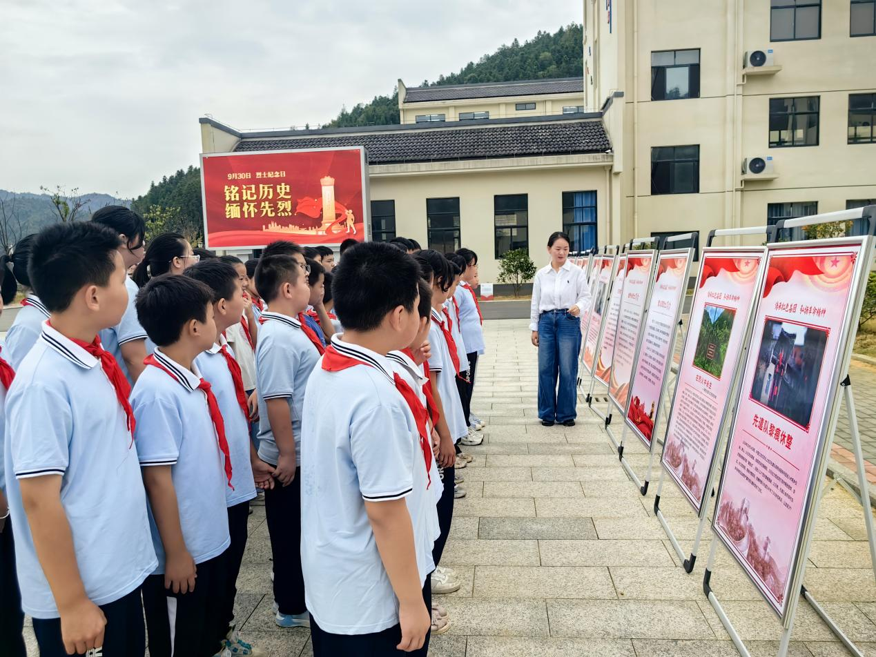 1727575961563907.png 图片1.png