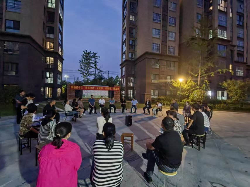 虹城街道围楼夜话2.jpg