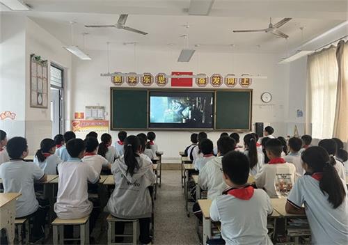 1727747945275086.jpg 1e5e2d56db40c651af4e588960e46248_看图王.jpg