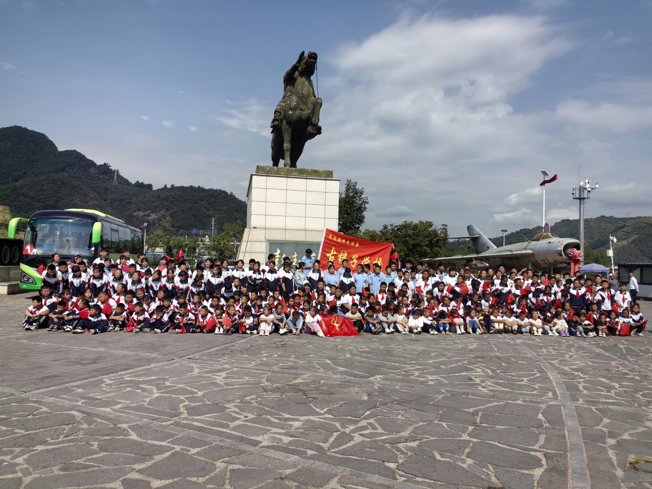 1727949272380480.jpg 图片3.jpg