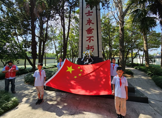 1728344938192503.jpg 浮2.jpg