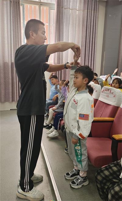 e098a7092cd573d0d8dc035103de15cd_看图王.jpg