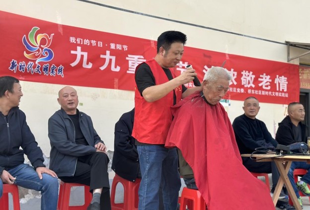毓龙街道.jpg