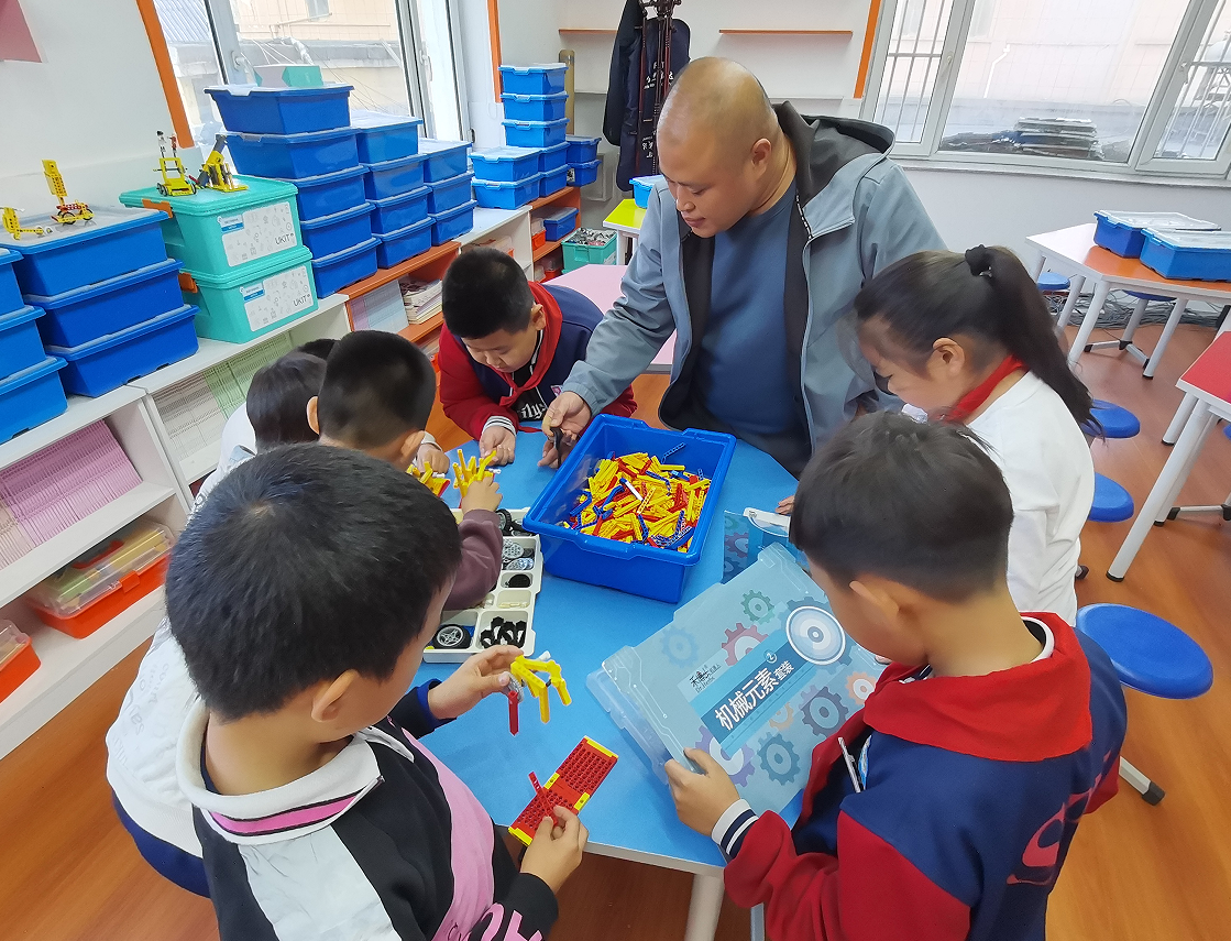 1729033245847758.png 一小1.png