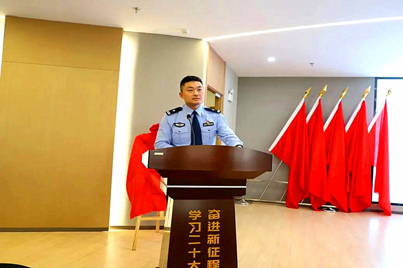 1729296847280652.jpg 江苏省南京市江北新区沿江街道举行“关爱联盟”联席会暨揭牌仪式(2).jpg