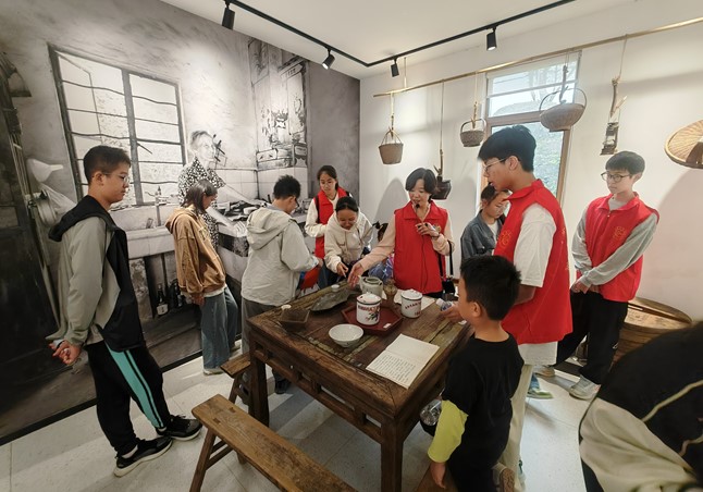 1729471510132732.jpg 河1.jpg
