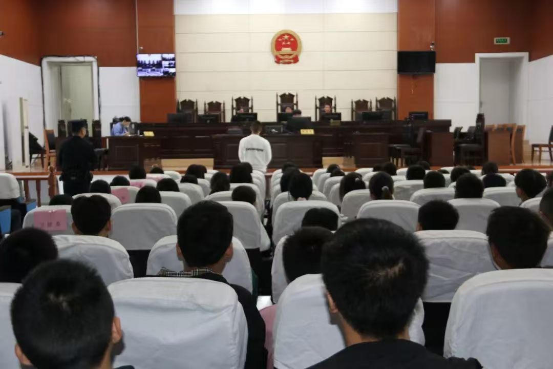 1729475357408141.jpg 新时代学校法院活动1.jpg
