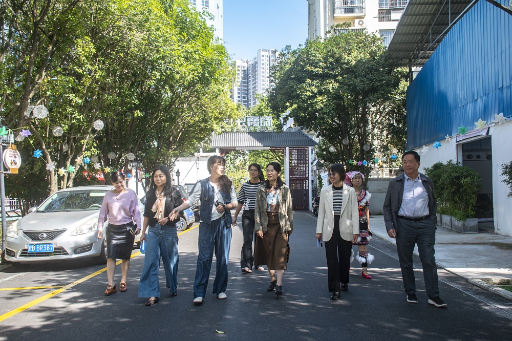参观活动阵地1.jpg
