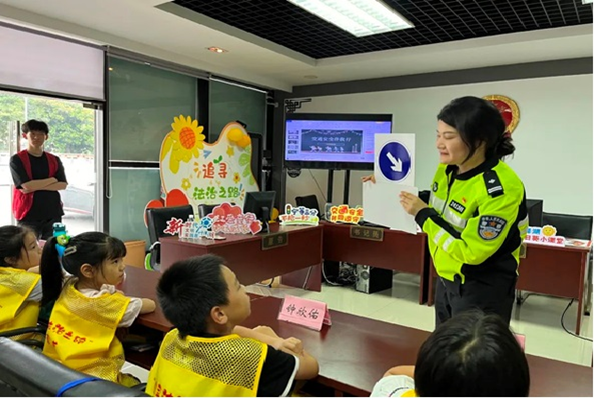 江陵街道叶泽湖村创新法宣矩阵 擦亮法治之光.png