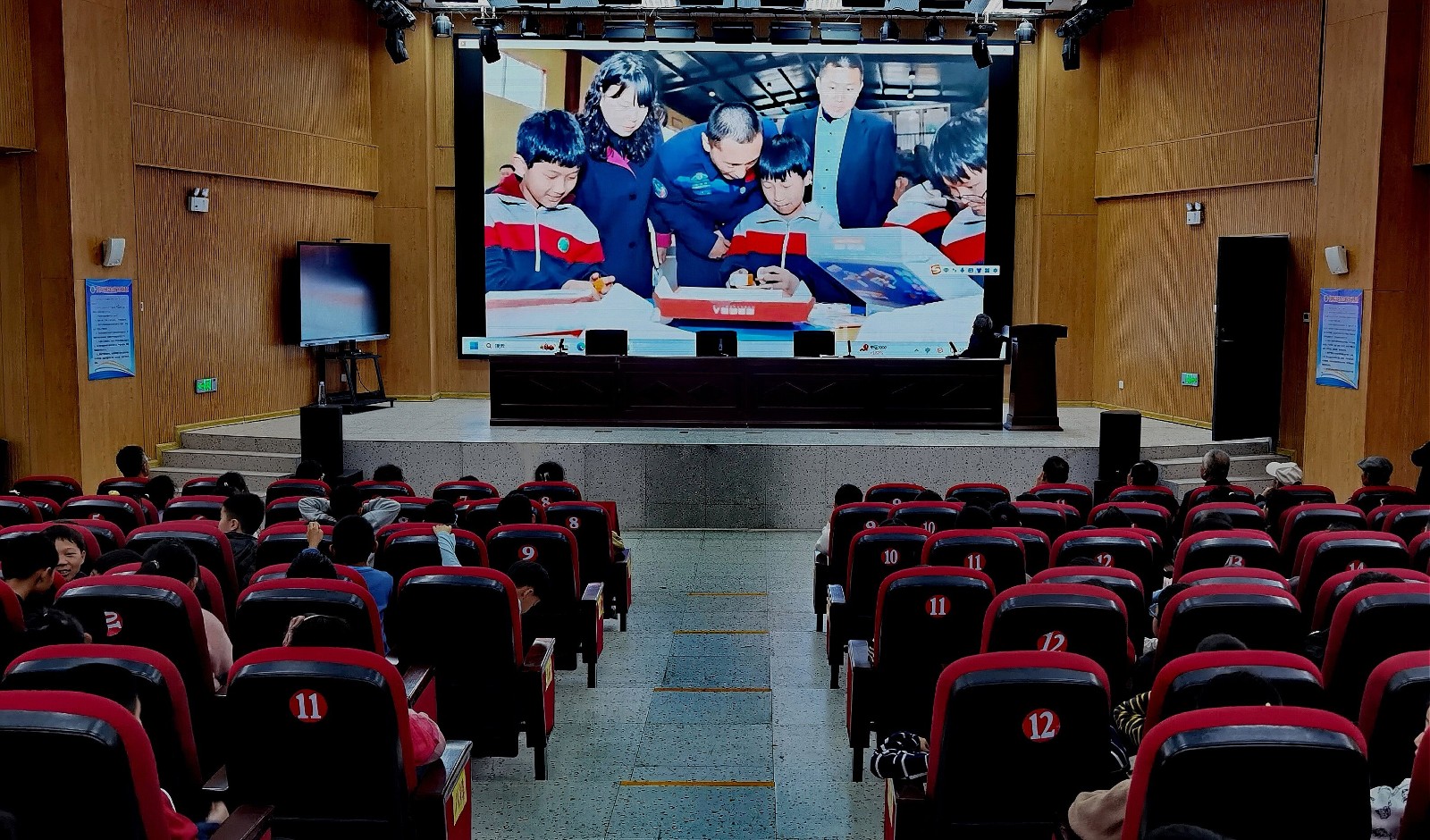 1730852210374316.jpg 大屯2xiu.jpg