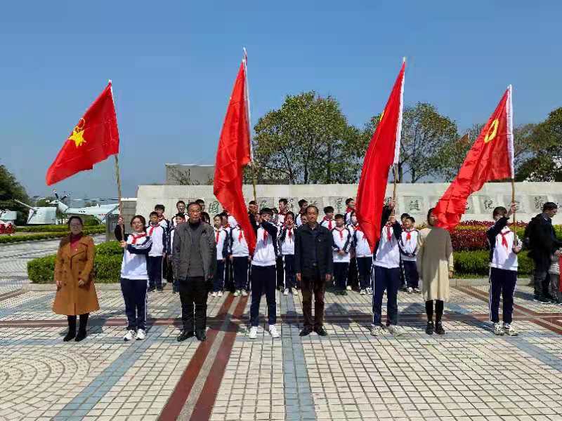 1731405565618273.jpg 白马镇联谊取经增活力.jpg