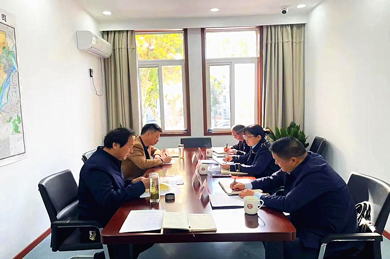 1731451743460455.jpg 江苏省南京市浦口区关工委召开少年法学院工作联席会议.jpg