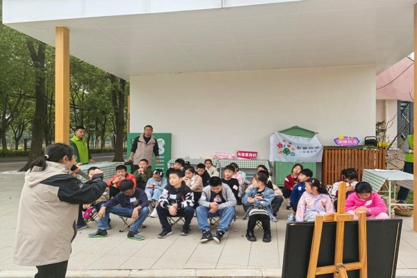 八坼街道农创村丰收季研学活动：让青少年亲近自然与农事2.jpg