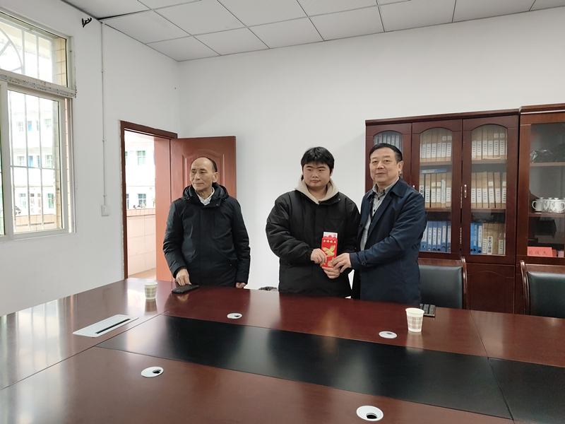 1732616987627431.jpg 98f55696b7e693989d1eda841386e51_副本.jpg
