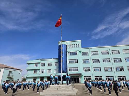 00d63c09d3098d8ff7e39e4a43180b8_副本.jpg