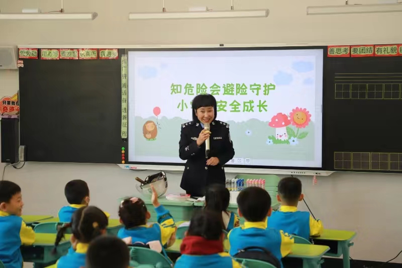 1734056158762701.png 图片2.png