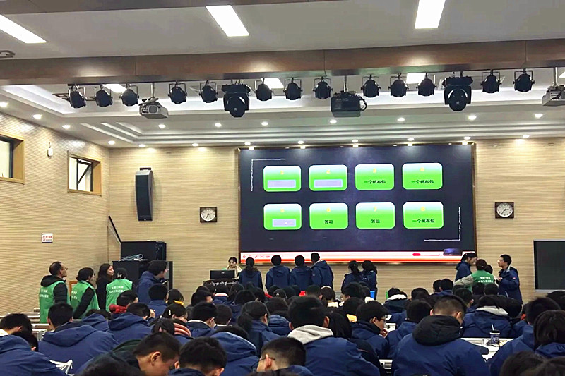 江苏省南京市玄武区天山路社区关工委联合开展“变废为宝，环保先行”垃圾分类微宣传活动(1).jpg