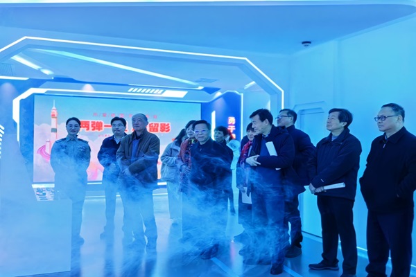 1734659778203080.jpg 嘉兴市关工委来吴江调研交流5--.jpg